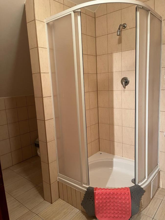 Penzion Serafin Ruzomberok Eksteriør bilde